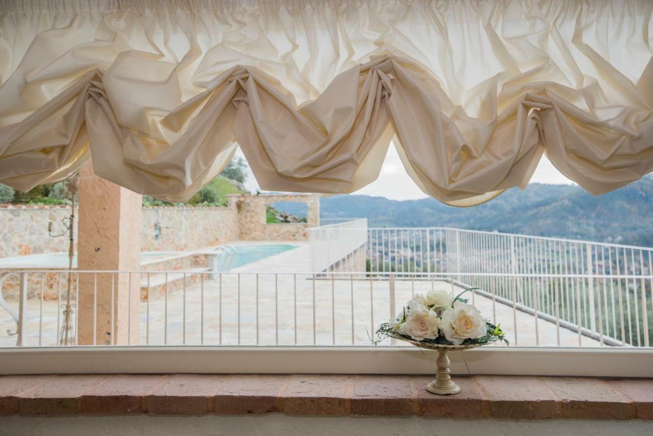 Charming Farmhouse In The Hills, Private Pool, Sea View, Dream Panorama 카마이오레 외부 사진
